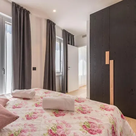 Apartment My Town Torri Del Benaco